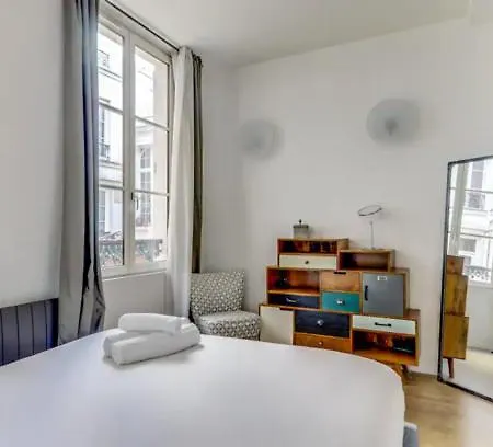 La Douce Nuit - Moderne - Elegant - Renove