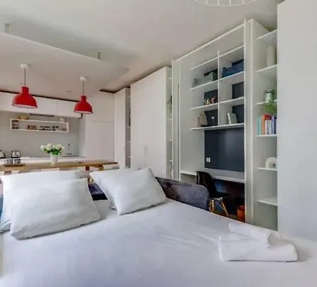 La Douce Nuit - Moderne - Elegant - Renove Apartman Párizs